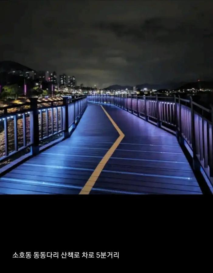 Aparthotel Lotte Castle Marina Yeosu Exterior foto